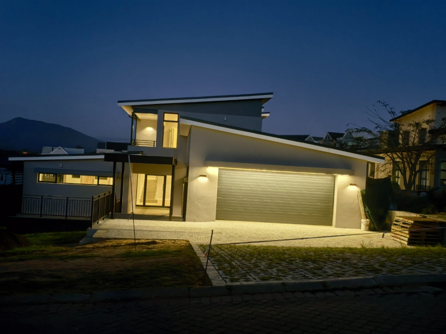 4 Bedroom Property for Sale in Welgelegen Western Cape